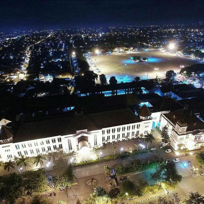 Gemerlap Malam Di Jogja