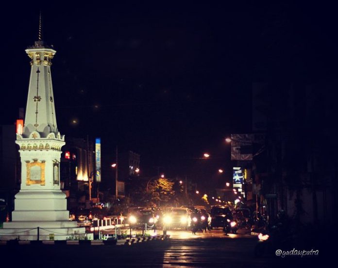 gagahnya tugu jogja