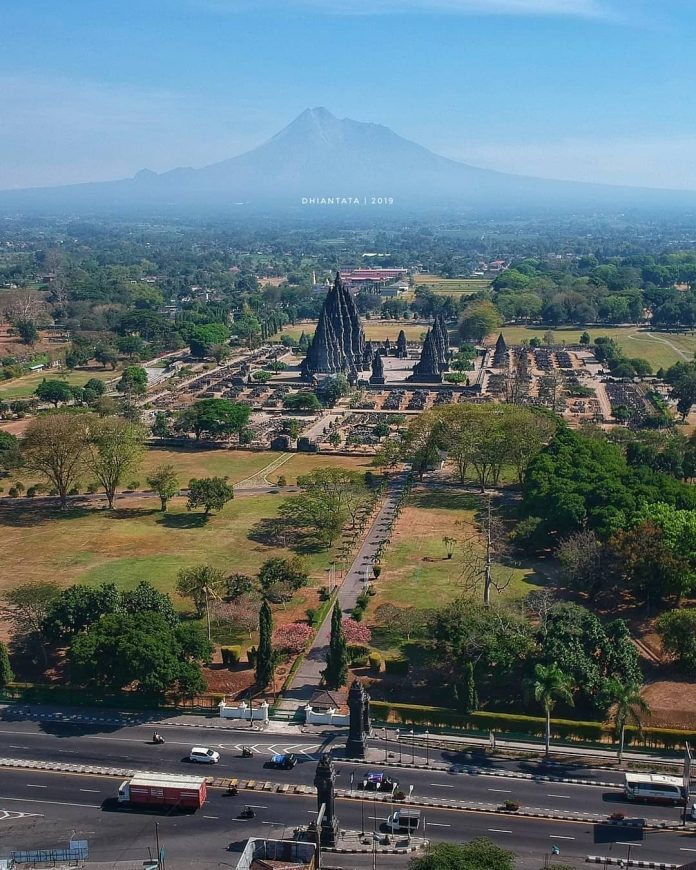 Kemegahan Candi Prambanan